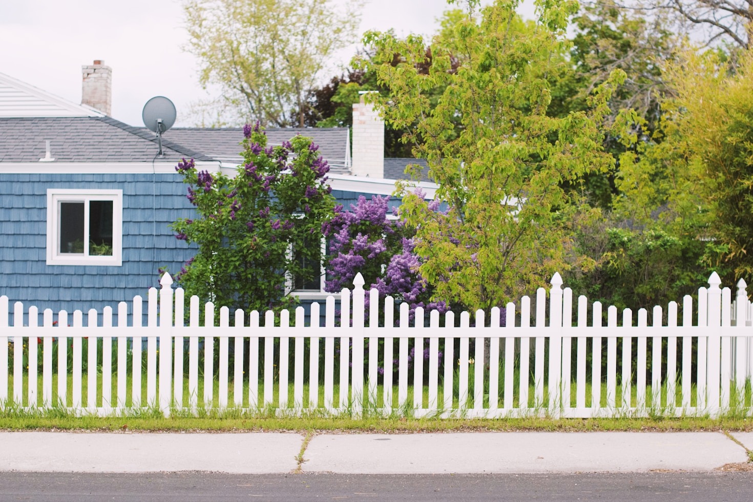 The Benefits of Professional Fence Installation